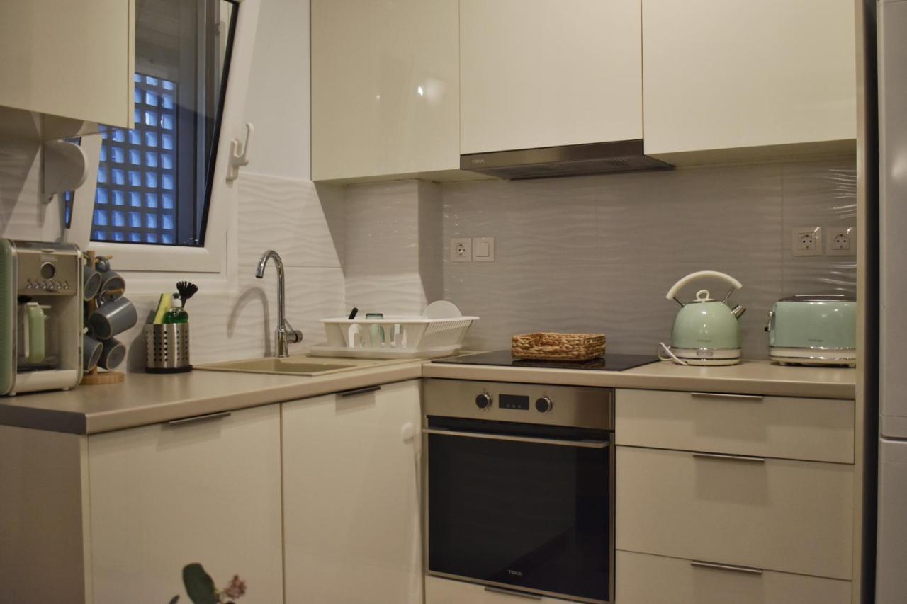 Window To...Acropolis! Apartment Атина Екстериор снимка